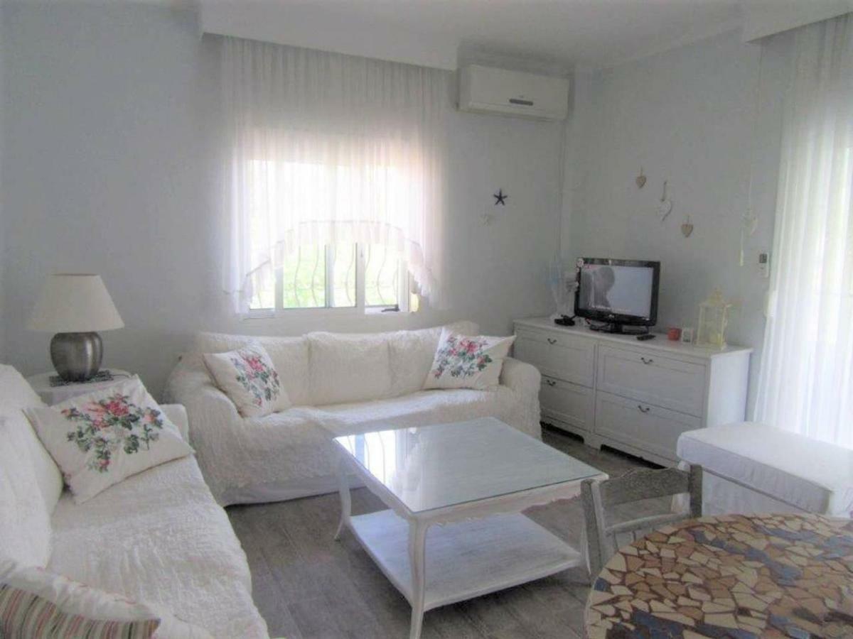 Pefkohori Apart. Near The Beach With Indor Parking And Yard Εξωτερικό φωτογραφία