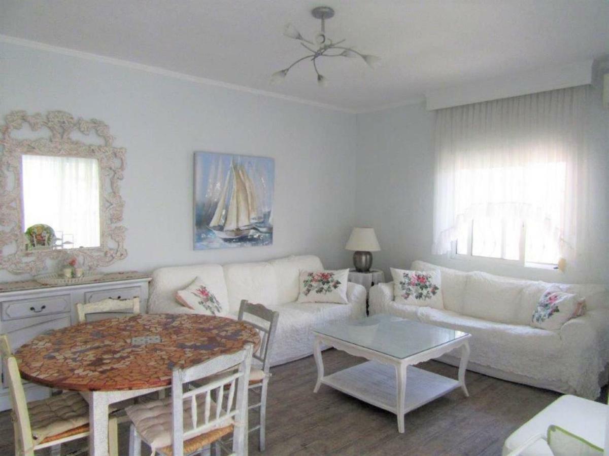 Pefkohori Apart. Near The Beach With Indor Parking And Yard Εξωτερικό φωτογραφία